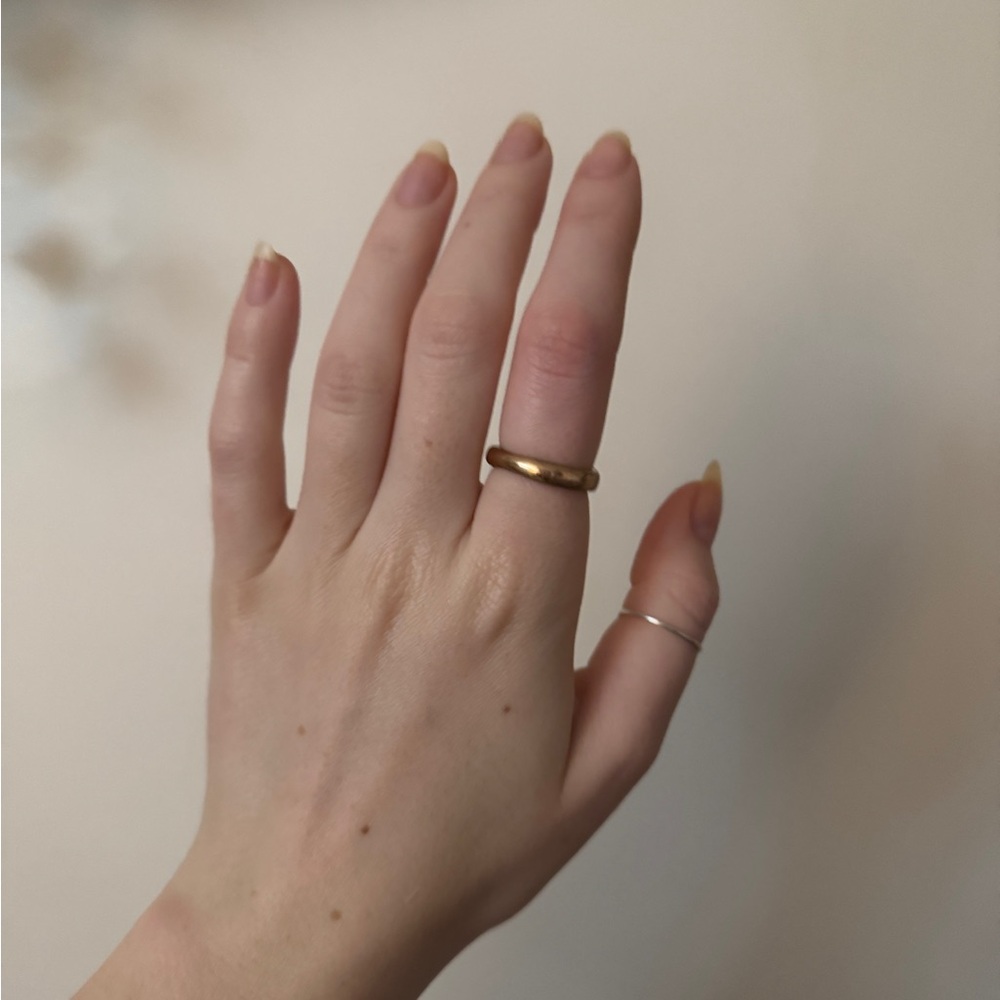 Oui chef studio classic band ring ✨